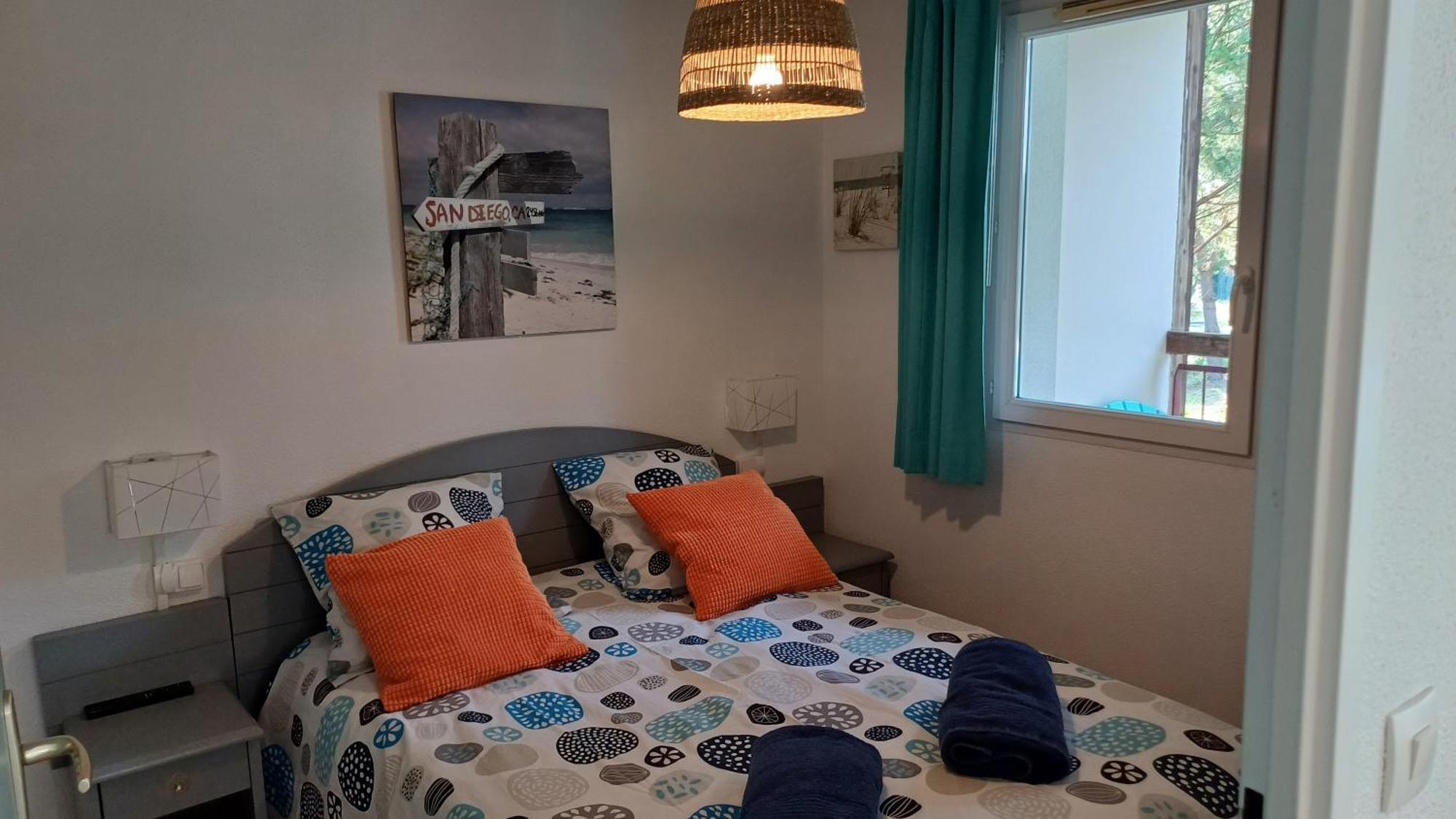 T2 Turquoise Avec Piscine Et Tennis